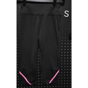Cute Black & Pink Active Leggings - Act Fast!